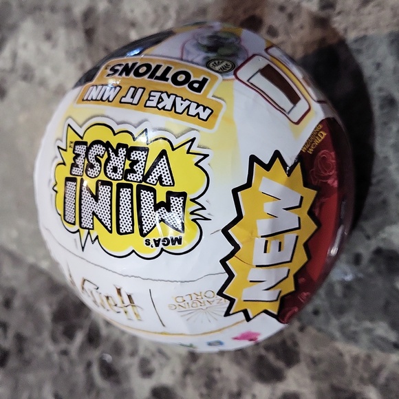 MGA's Miniverse Harry Potter Make It Mini Potions Set - Picture 8 of 10